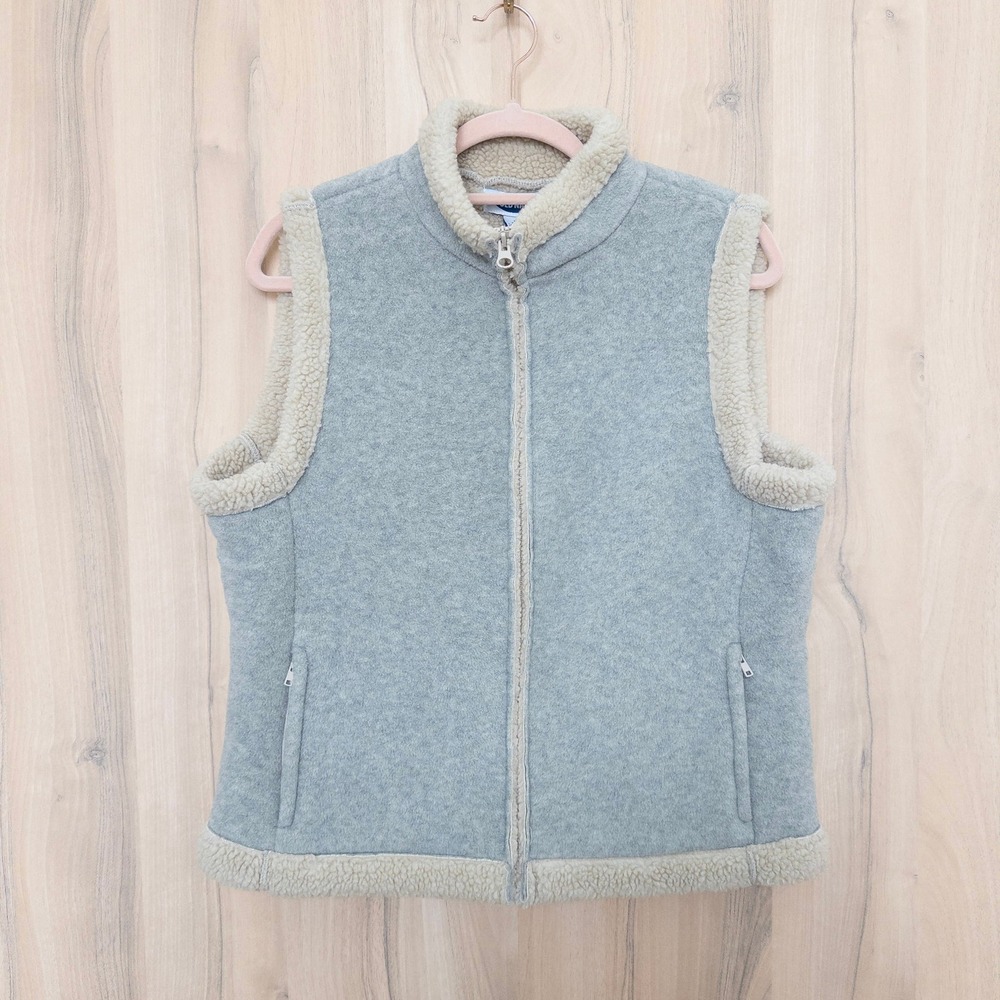 Old Navy Womens Sherpa Lined Vest Size M Gray Fleece Minimalist Cozy Apres Ski